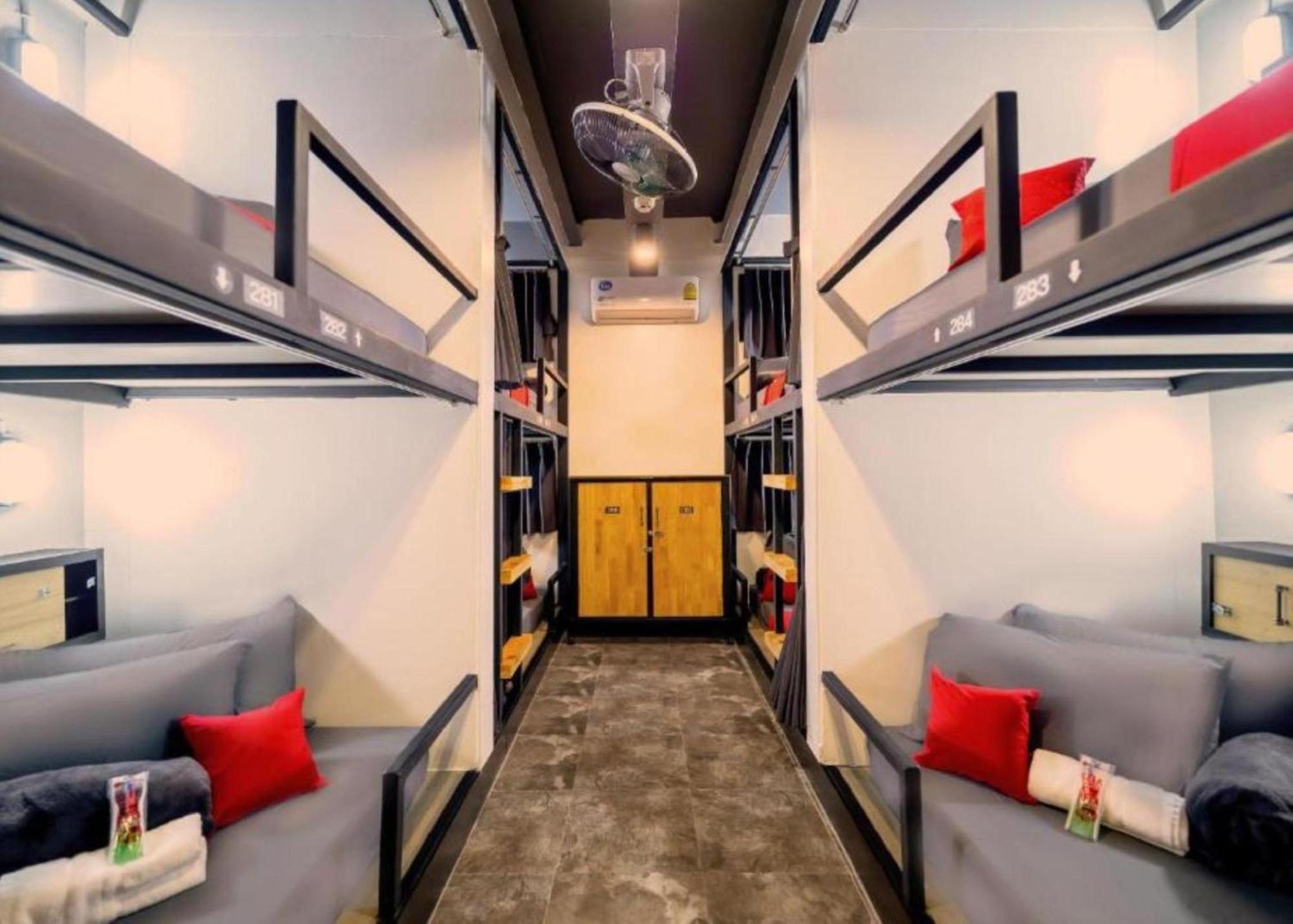 Episode 11 Hostel Sukhumvit Μπανγκόκ Εξωτερικό φωτογραφία