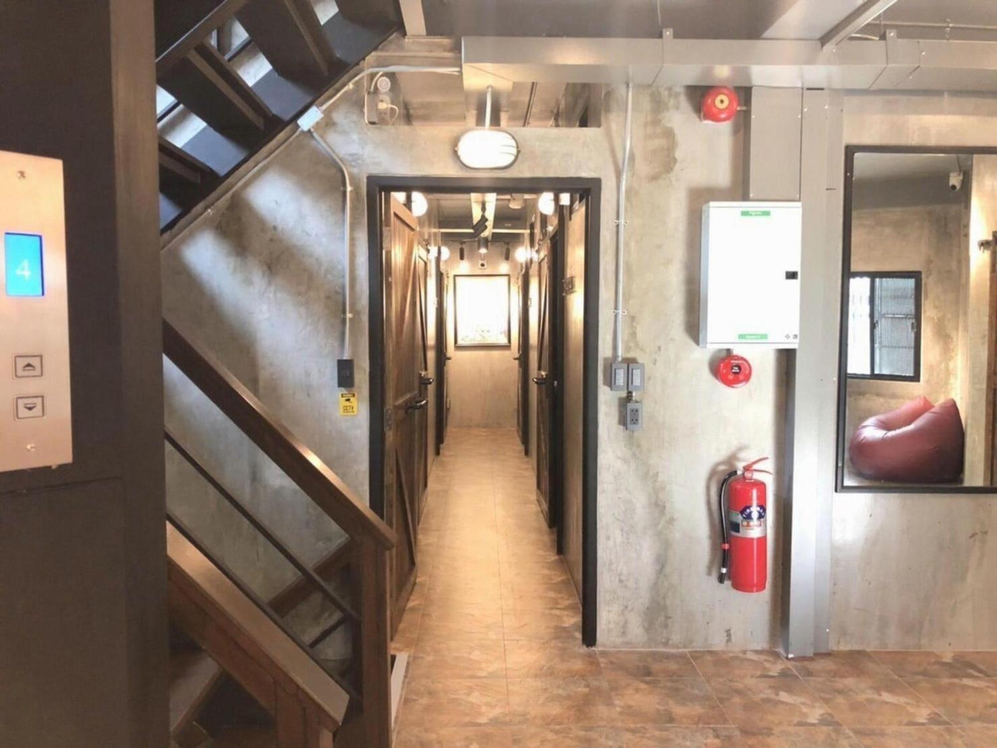 Episode 11 Hostel Sukhumvit Μπανγκόκ Εξωτερικό φωτογραφία